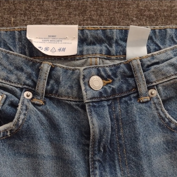 Jeans neuf - Picture 2 of 4